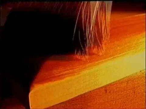 Detail sanding with the F6